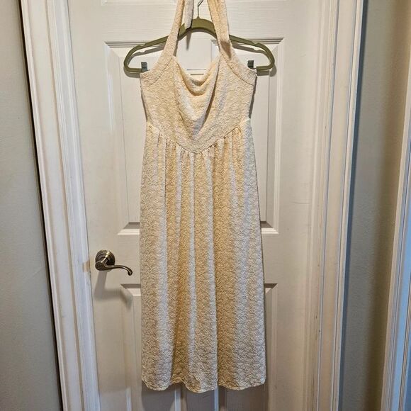 Zesica Dresses & Skirts - Velvety Soft Cream Floral Halter Sundress with Pockets Cottagecore Fairy Small